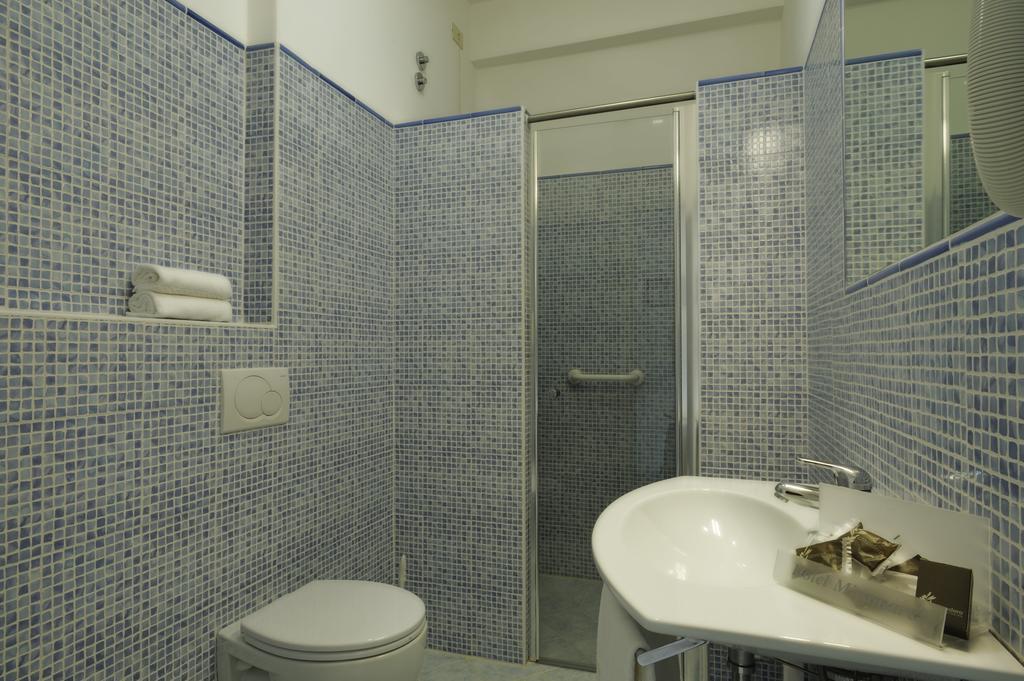 Hotel Miramare Diano Marina Pokój zdjęcie