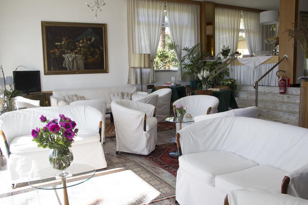 Hotel Miramare Diano Marina Zewnętrze zdjęcie